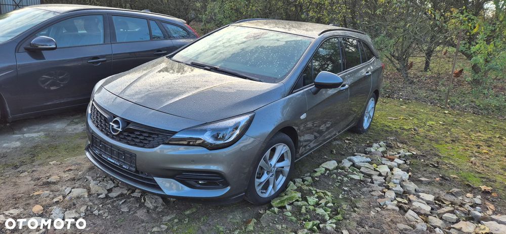 Opel Astra 1.2 Turbo Start/Stop Sports Tourer Edition - 4