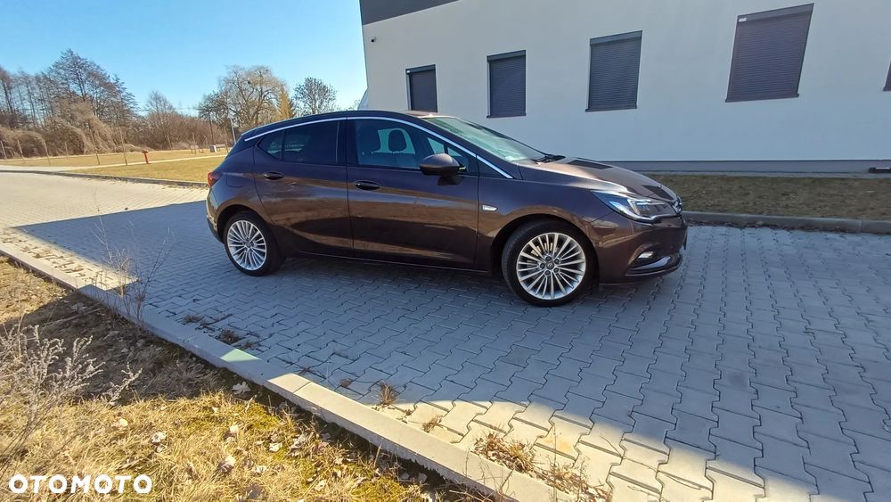 Opel Astra 1.6 T Elite S&S - 19