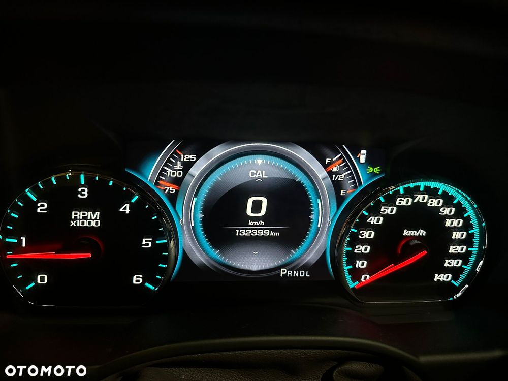 Chevrolet Tahoe - 16