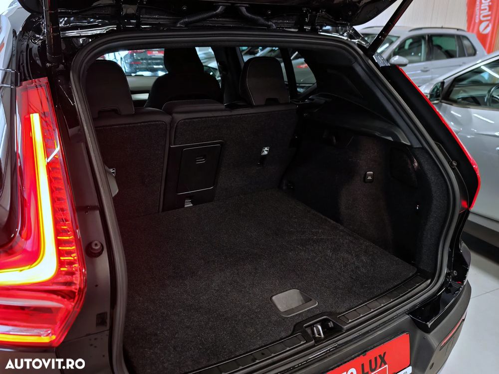 Volvo XC 40 T4 Recharge DKG Core - 32