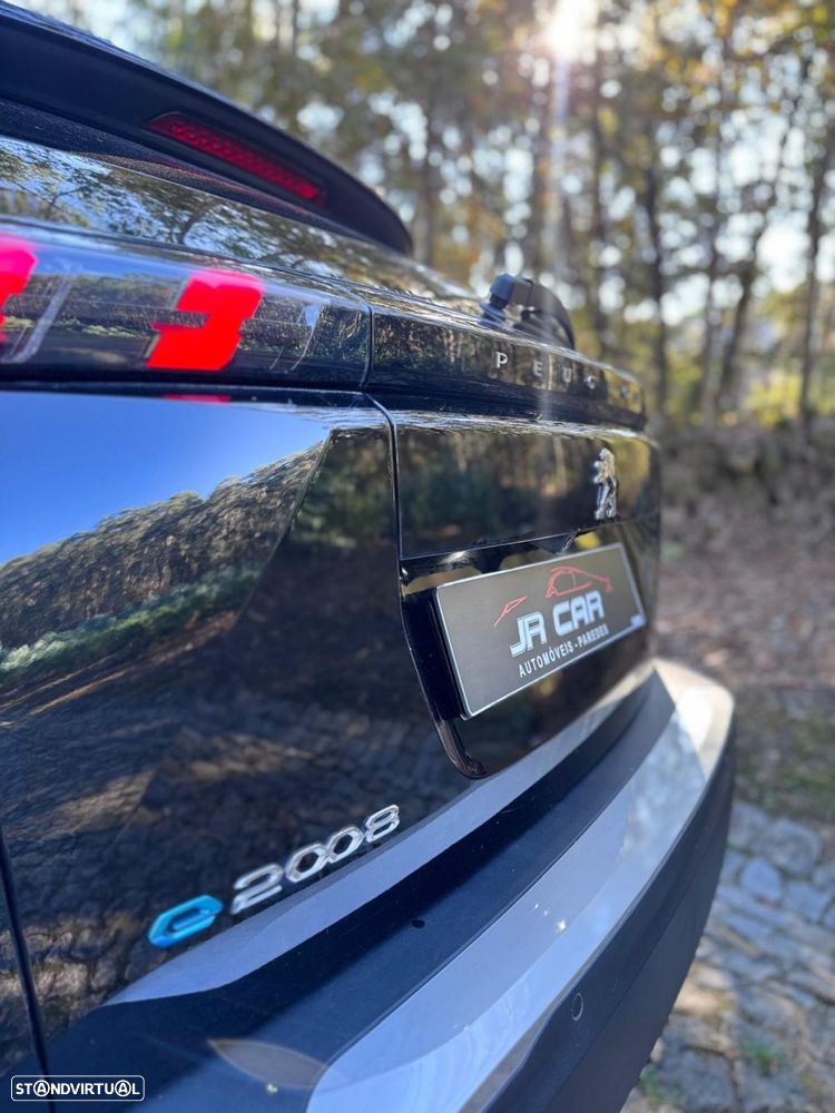 Peugeot e-2008 50 kWh GT - 25