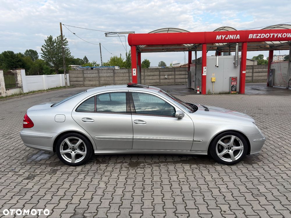 Mercedes-Benz Klasa E - 8