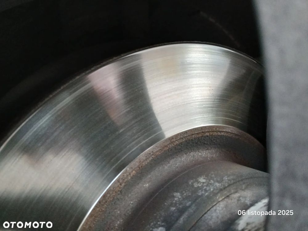 Mercedes-Benz Klasa E 500 Avantgarde - 31