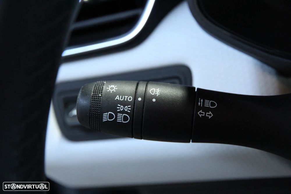 Renault Clio 1.0 TCe Evolution - 16