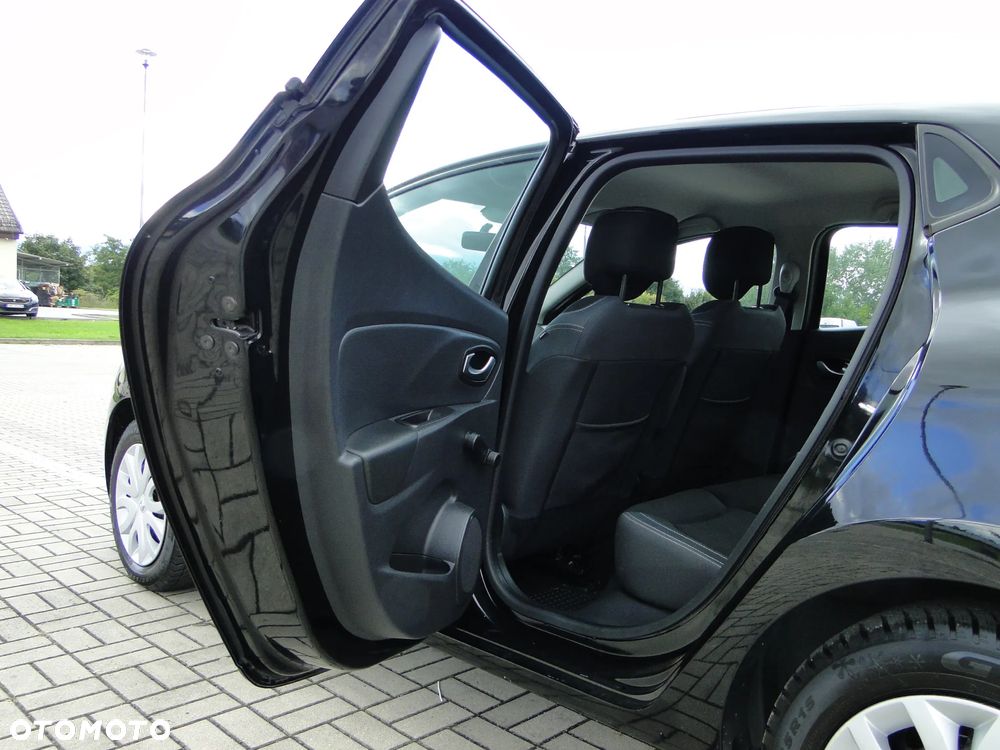 Renault Clio 1.2 16V 75 LIMITED 2018 - 15