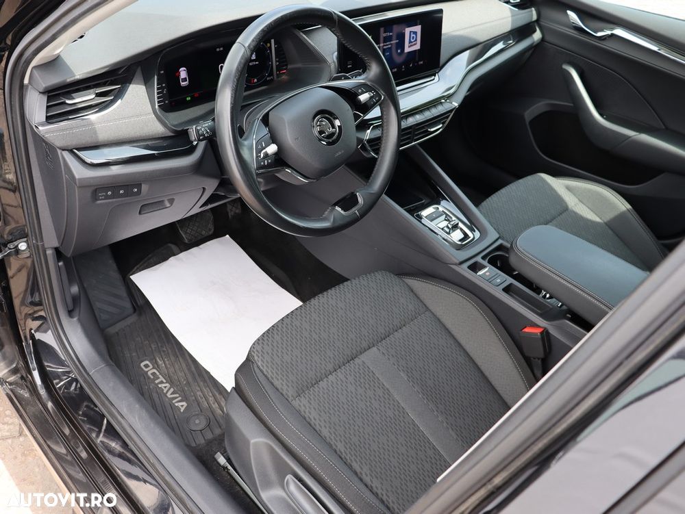 Skoda Octavia 2.0 TDI DSG Style - 13