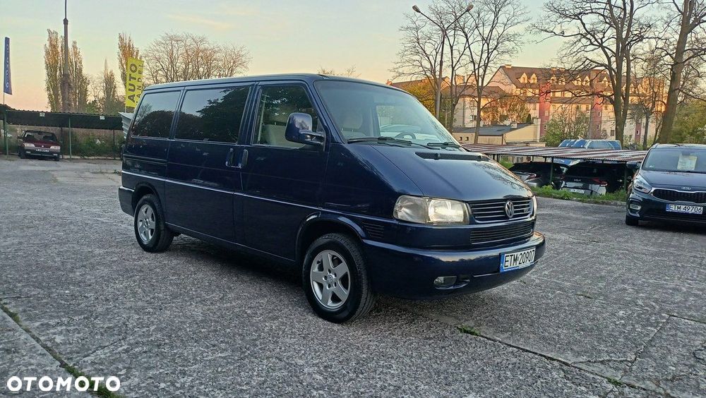 Volkswagen Multivan - 7