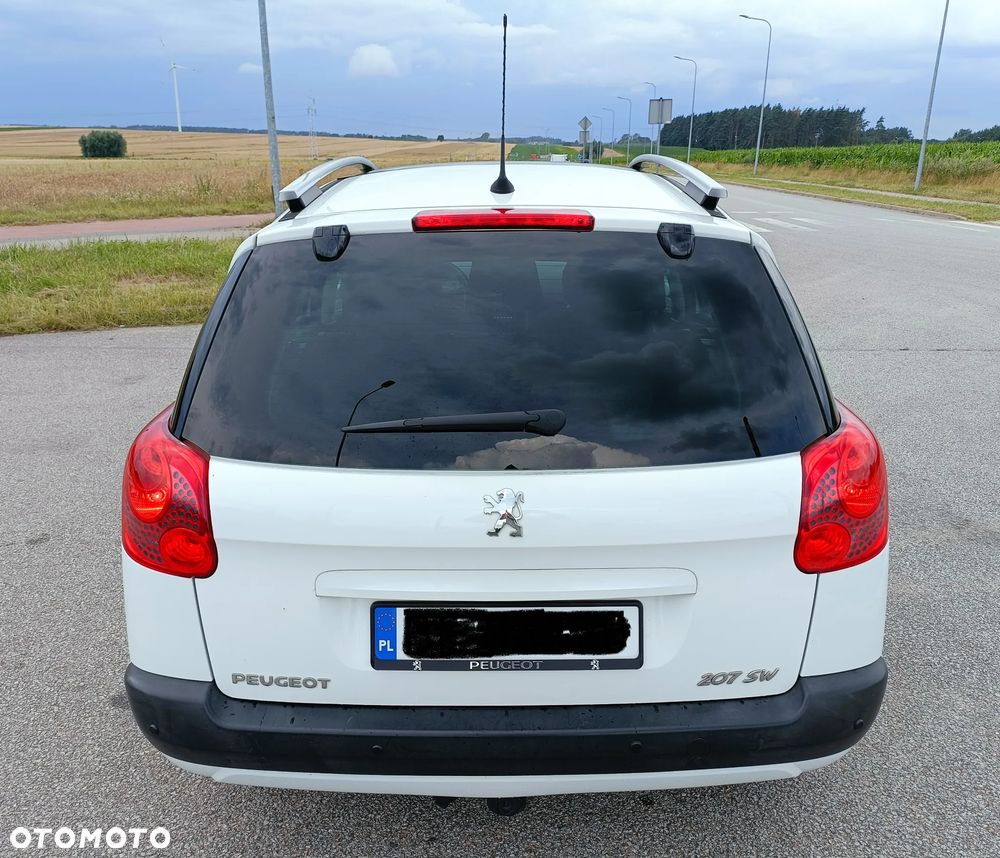 Peugeot 207 1.4 16V Presence - 5