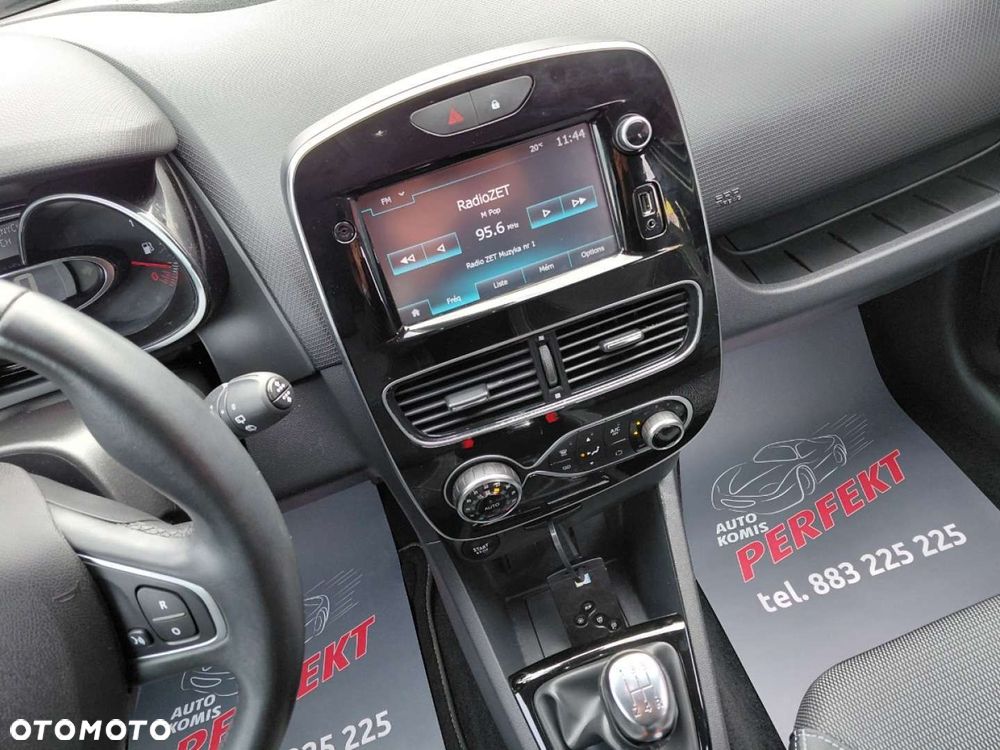 Renault Clio - 22