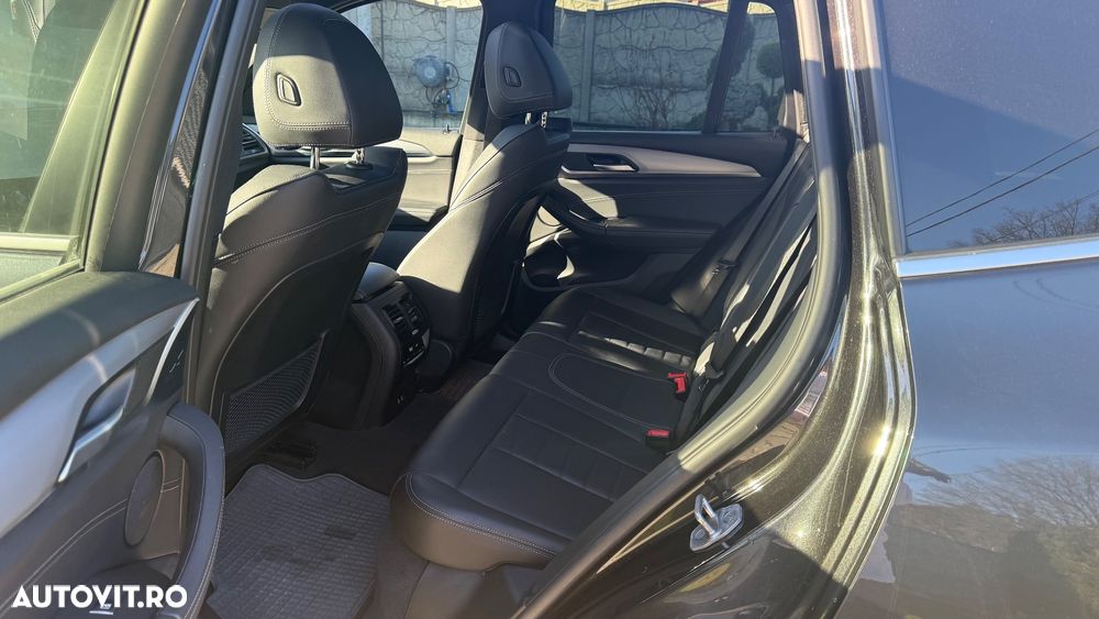 BMW X3 xDrive20d Aut. Advantage - 9