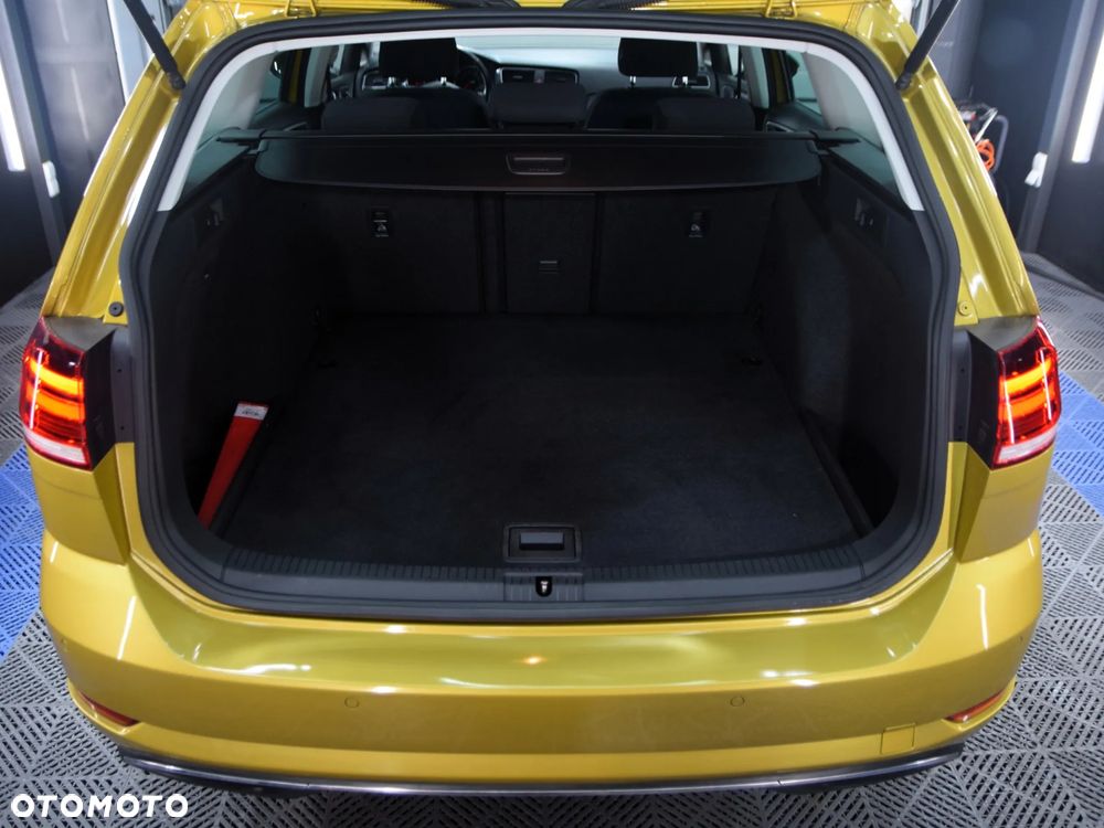 Volkswagen Golf 1.6 TDI (BlueMotion Technology) DSG Trendline - 9