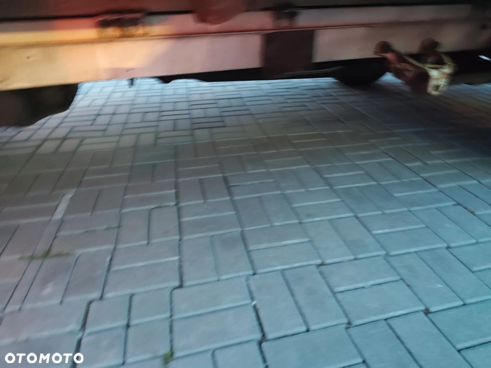 Mercedes-Benz SPRINTER 319 - 19