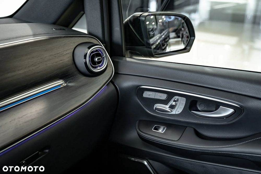 Mercedes-Benz Klasa V 300 d 9G-Tronic Exclusive (ekstra d³) - 39