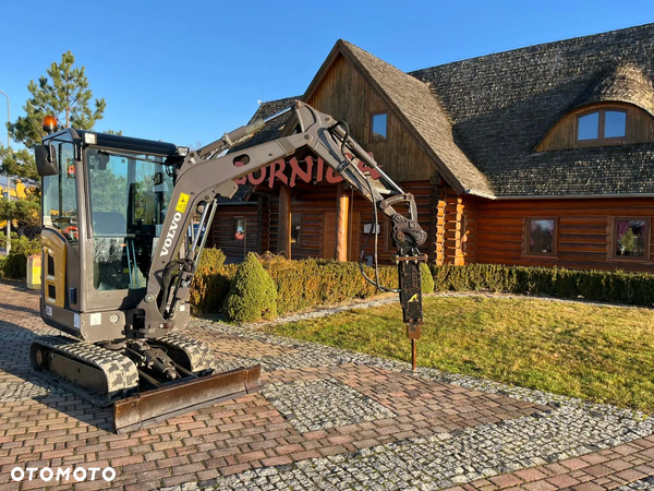 Volvo EC20D