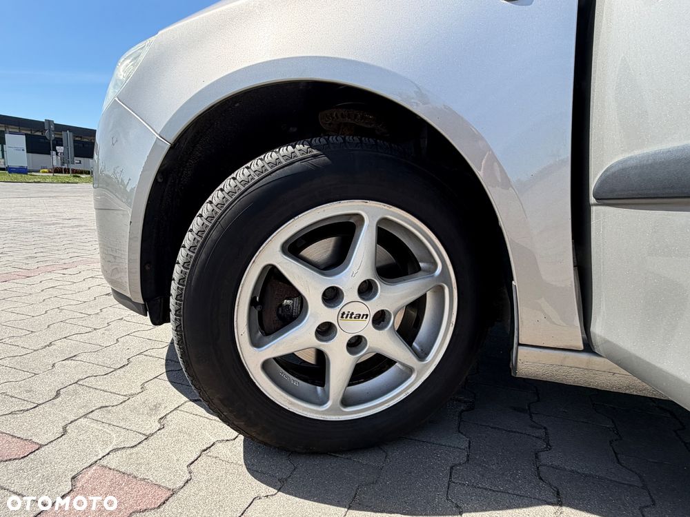 Skoda Fabia 1.2 HTP - 19