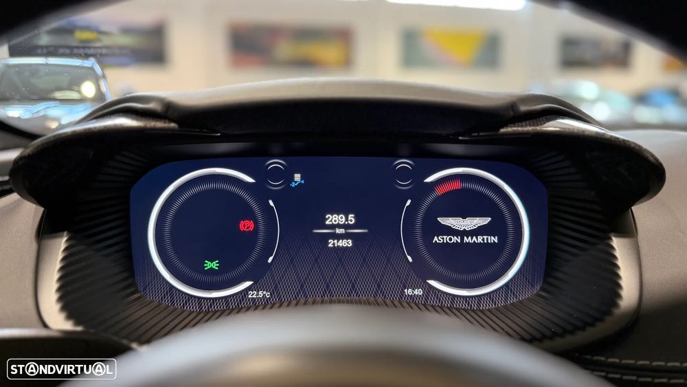 Aston Martin DBX 707 - 24