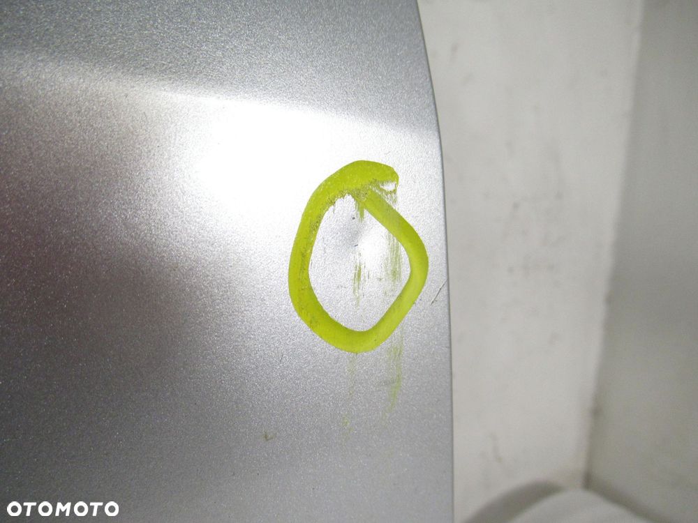 DRZWI PRAWY TYŁ TOYOTA RAV 4 II 1D4 - 7