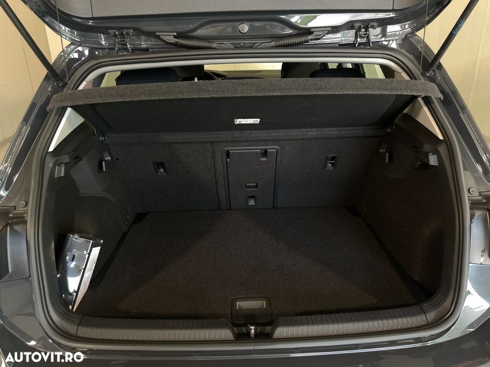 Volkswagen Golf 1.0 TSI Life - 14
