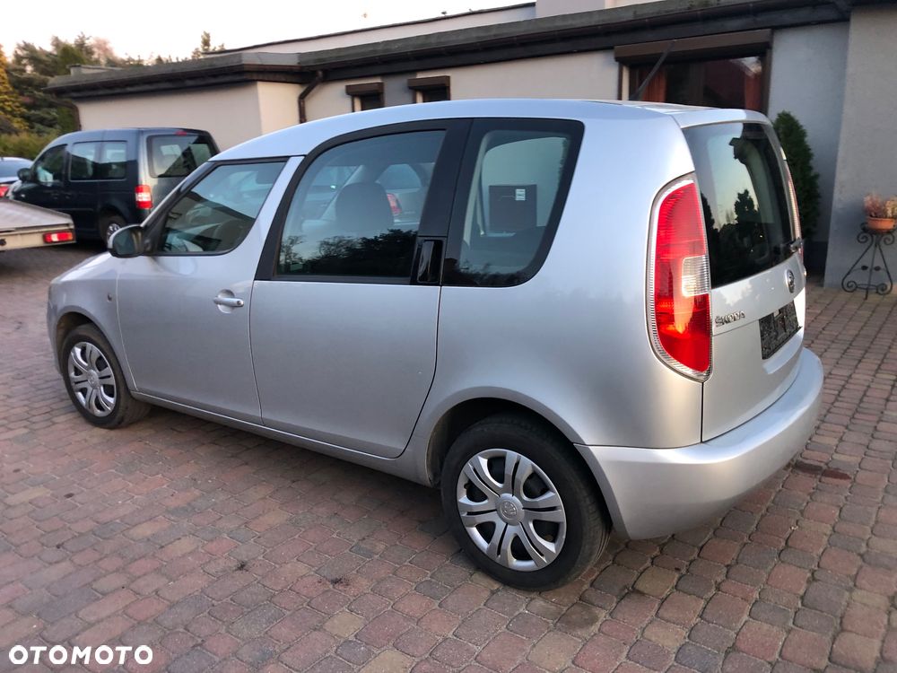 Skoda Roomster 1.6 TDI DPF Elegance PLUS EDITION - 5