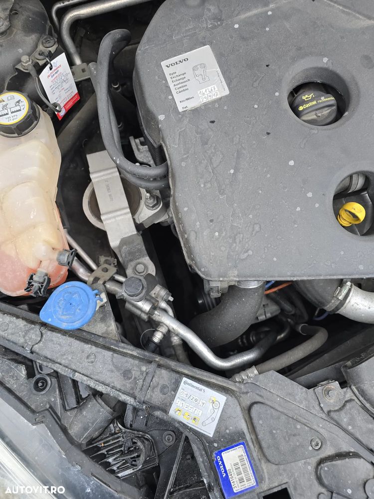 Volvo V40 D2 Aut. Momentum - 12