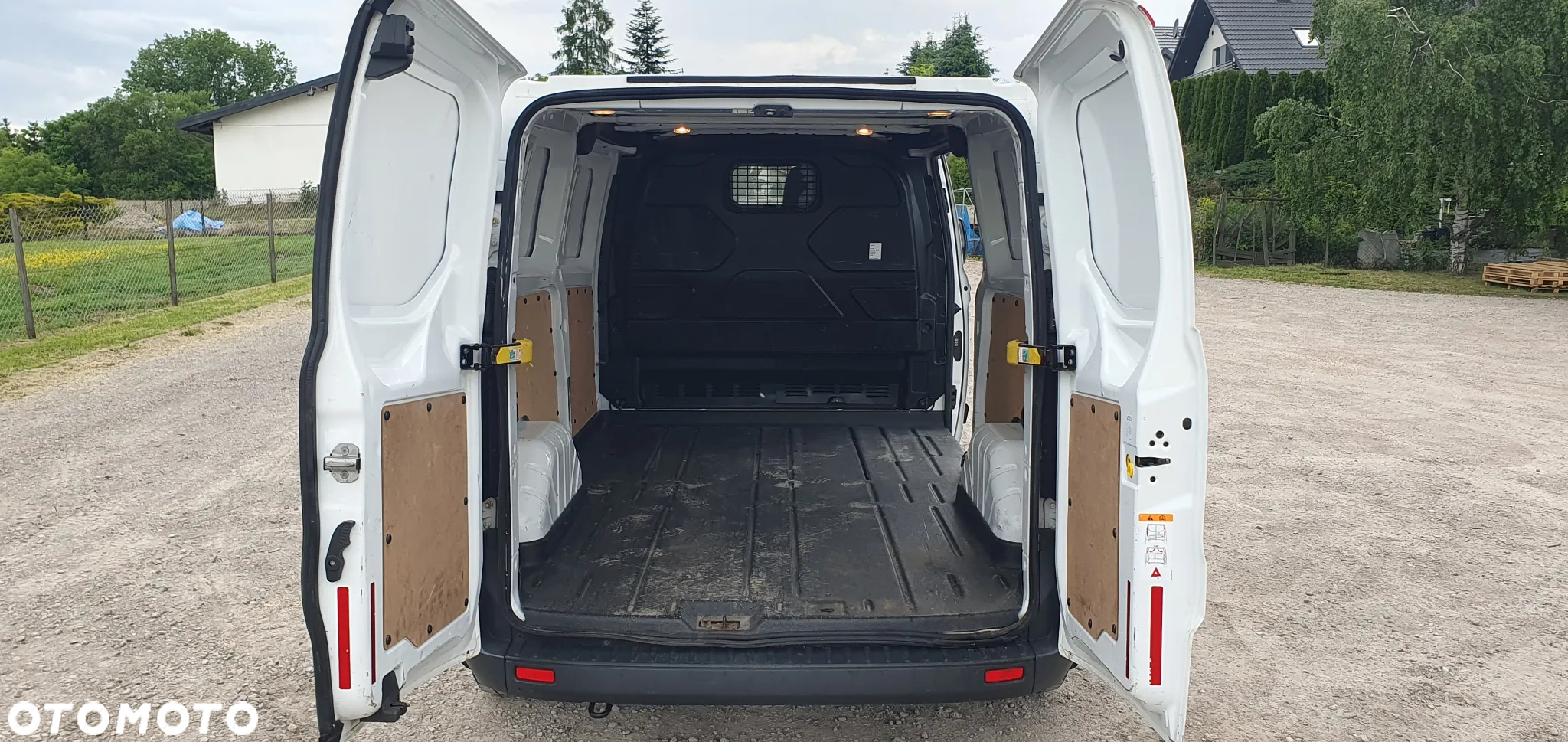 Ford Transit Custom - 10
