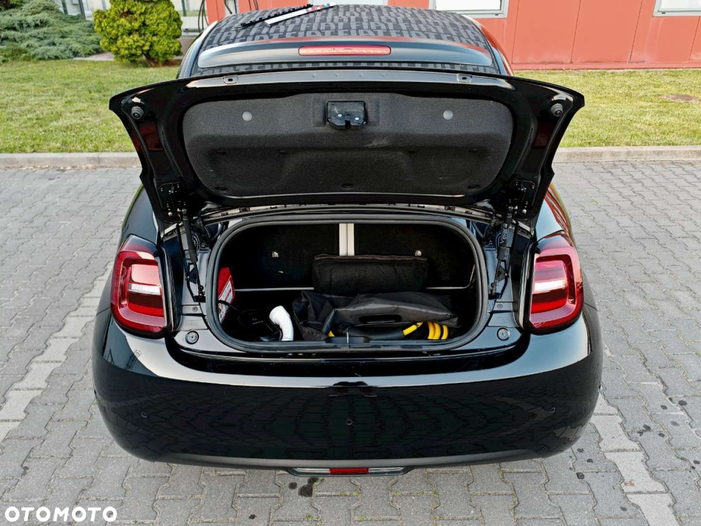 Fiat 500e - 12