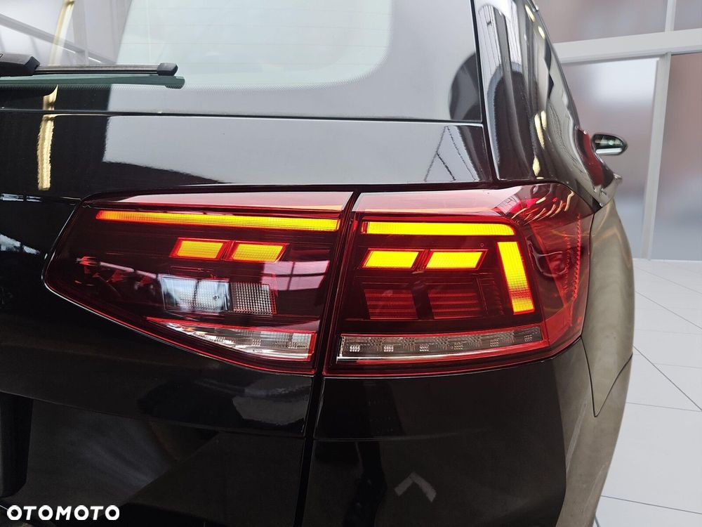 Volkswagen Passat Variant 1.5 TSI EVO Business DSG - 34