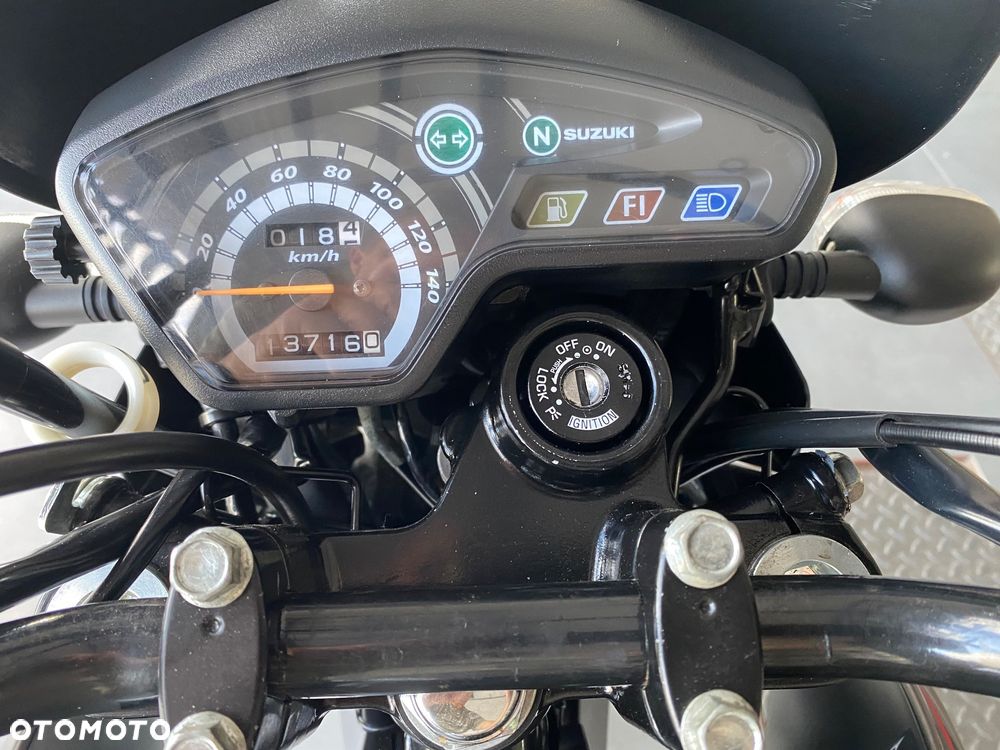 Suzuki DR - 8
