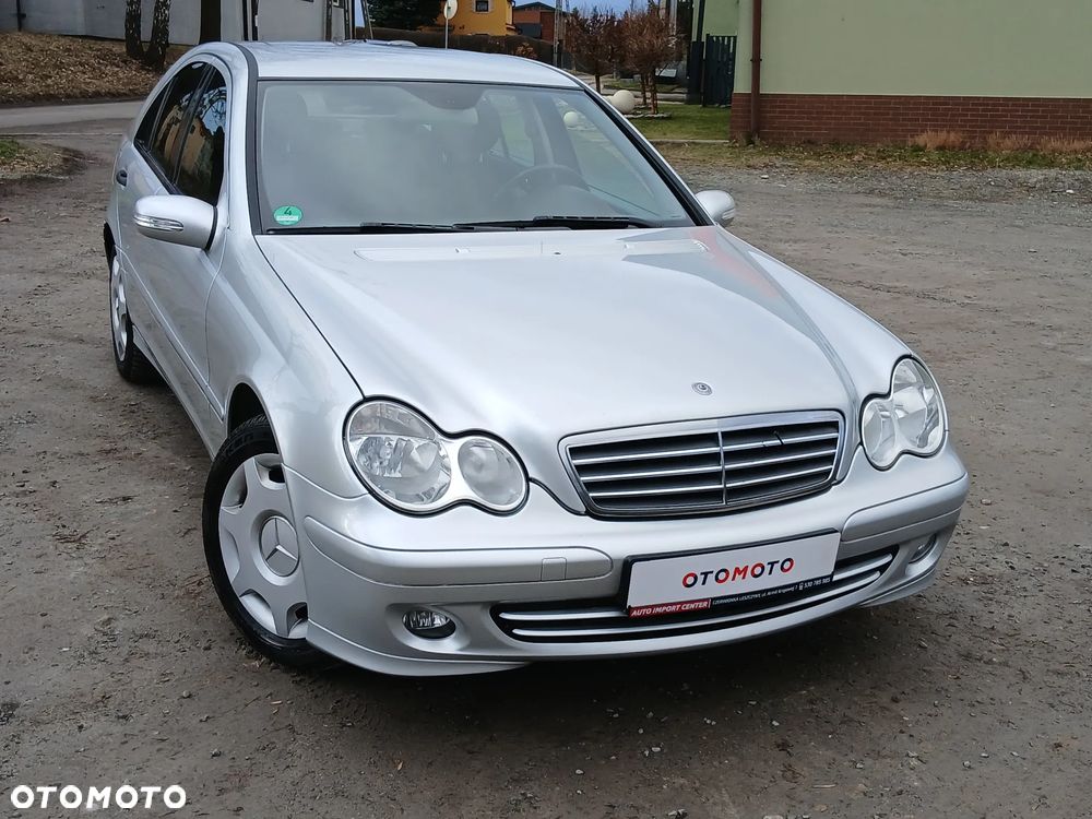 Mercedes-Benz Klasa C 180 Kompressor Classic Starline - 2