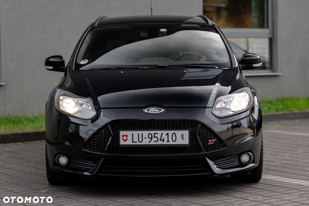 Ford Focus 2013 photo 4