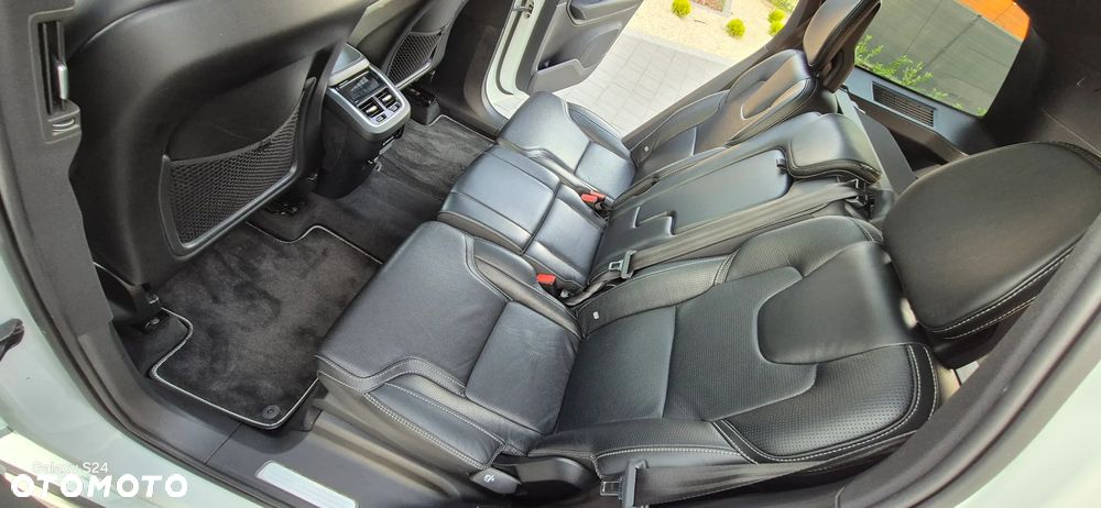 Volvo XC 90 D5 SCR AWD R-Design - 25