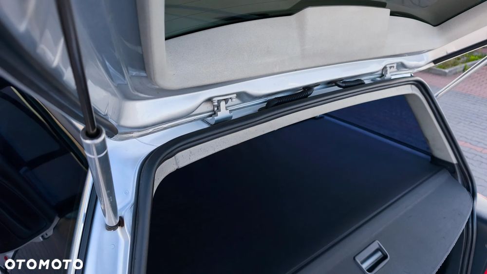 Volkswagen Passat 2.8 V6 4Motion Highline - 26