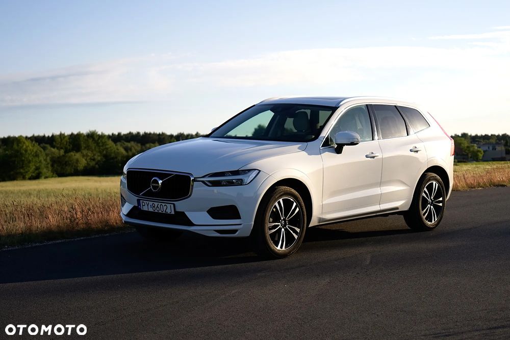 Volvo XC 60 T6 AWD Geartronic Momentum - 4