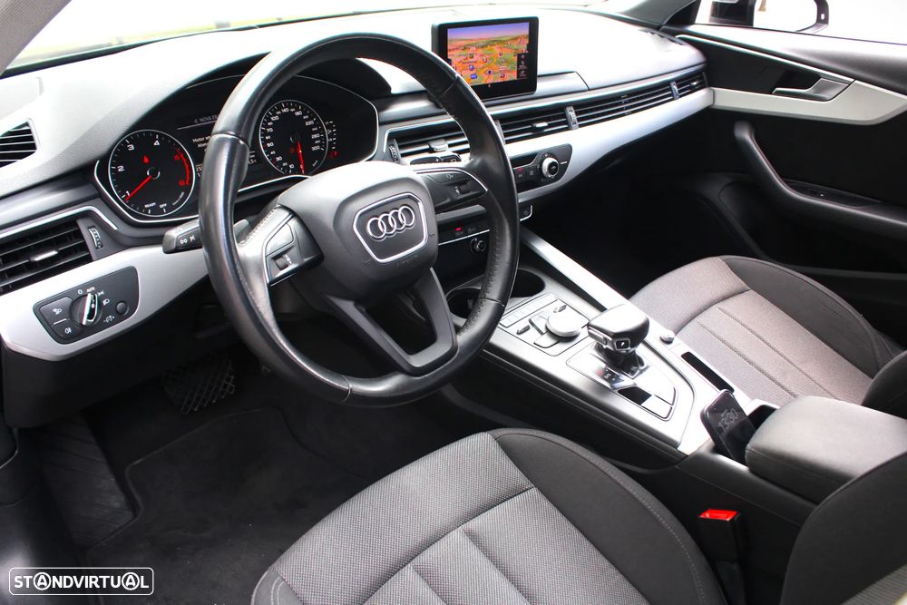 Audi A4 Avant 2.0 TDI Advance S tronic - 40