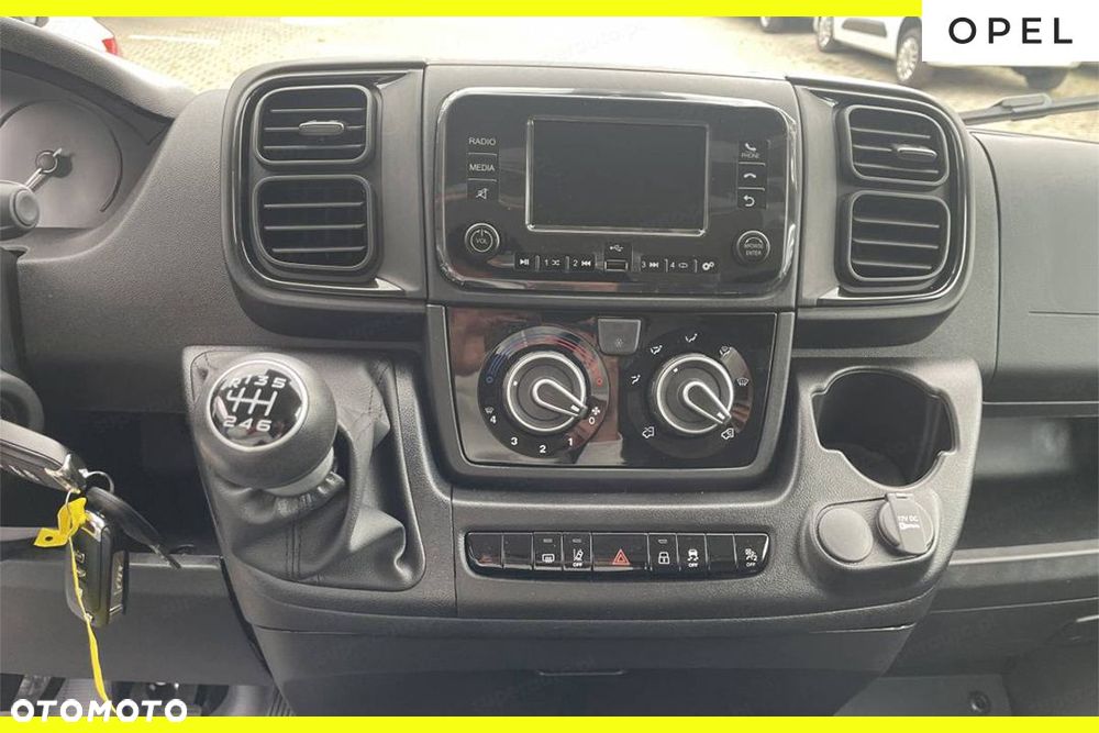 Opel Movano Heavy L3H2 2.2 180KM - 11