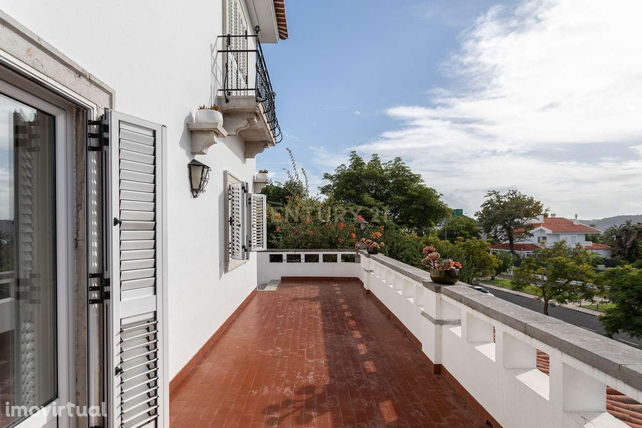 Moradia isolada com vista  de Rio no Restelo - Grande imagem: 3/60