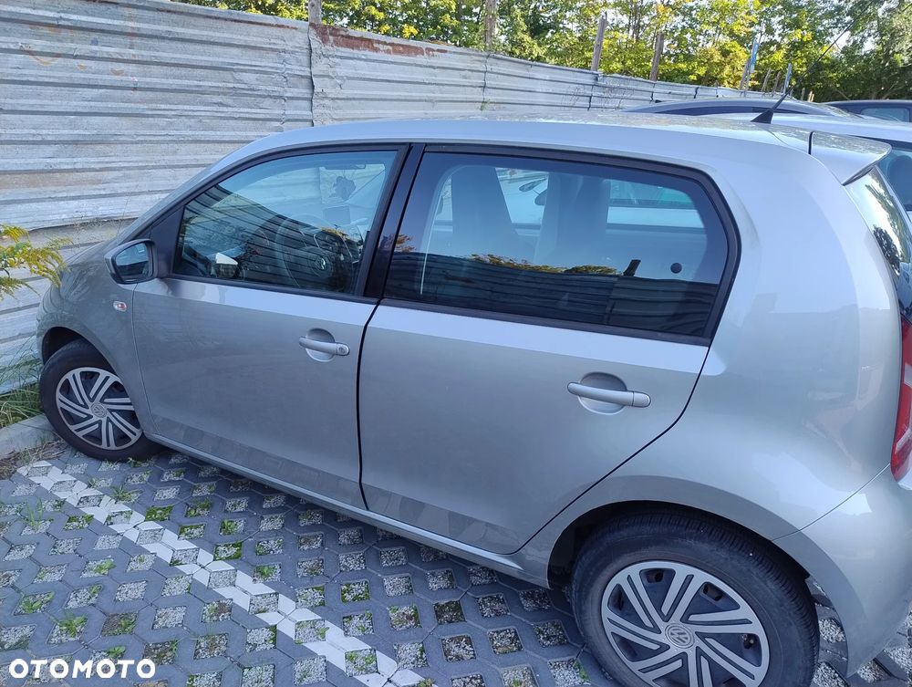 Volkswagen up! 1.0 move - 6