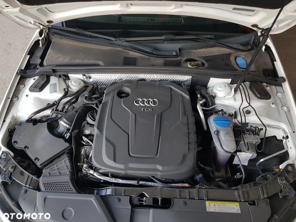 Audi A4 Avant 2.0 TDI ultra DPF Attraction - 15