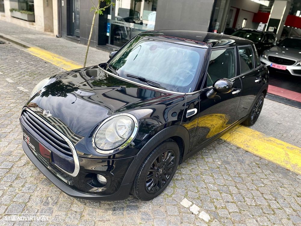 MINI 5 Portas Cooper D - 2