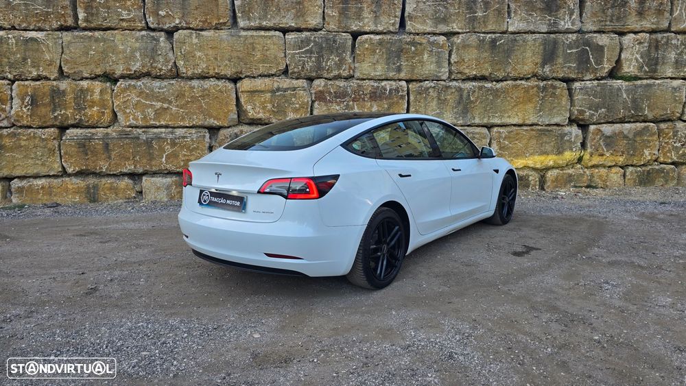 Tesla Model 3 - 2