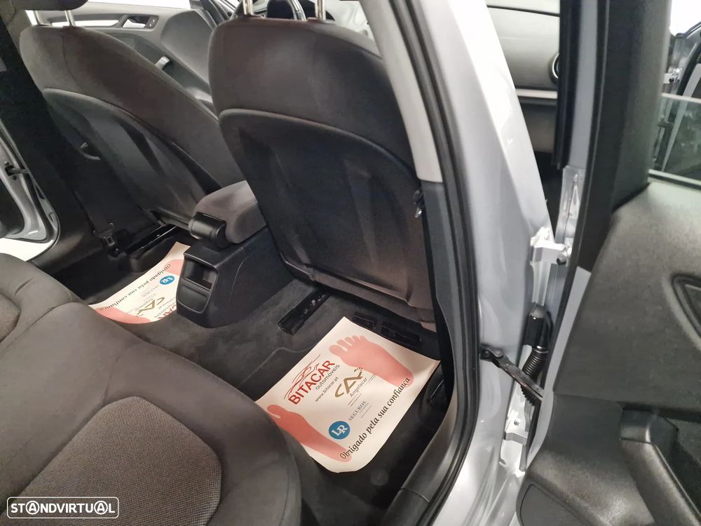 Audi A3 Sportback 1.6 TDI Design - 37