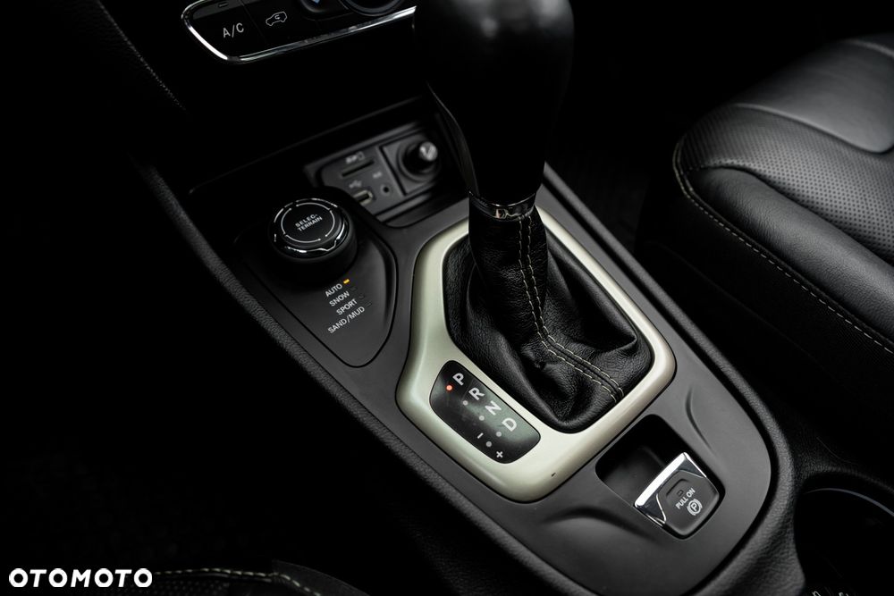 Jeep Cherokee 2.0 Multijet Active Drive II Automatik Limited - 37