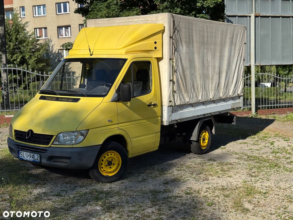 Mercedes-Benz Sprinter - 5