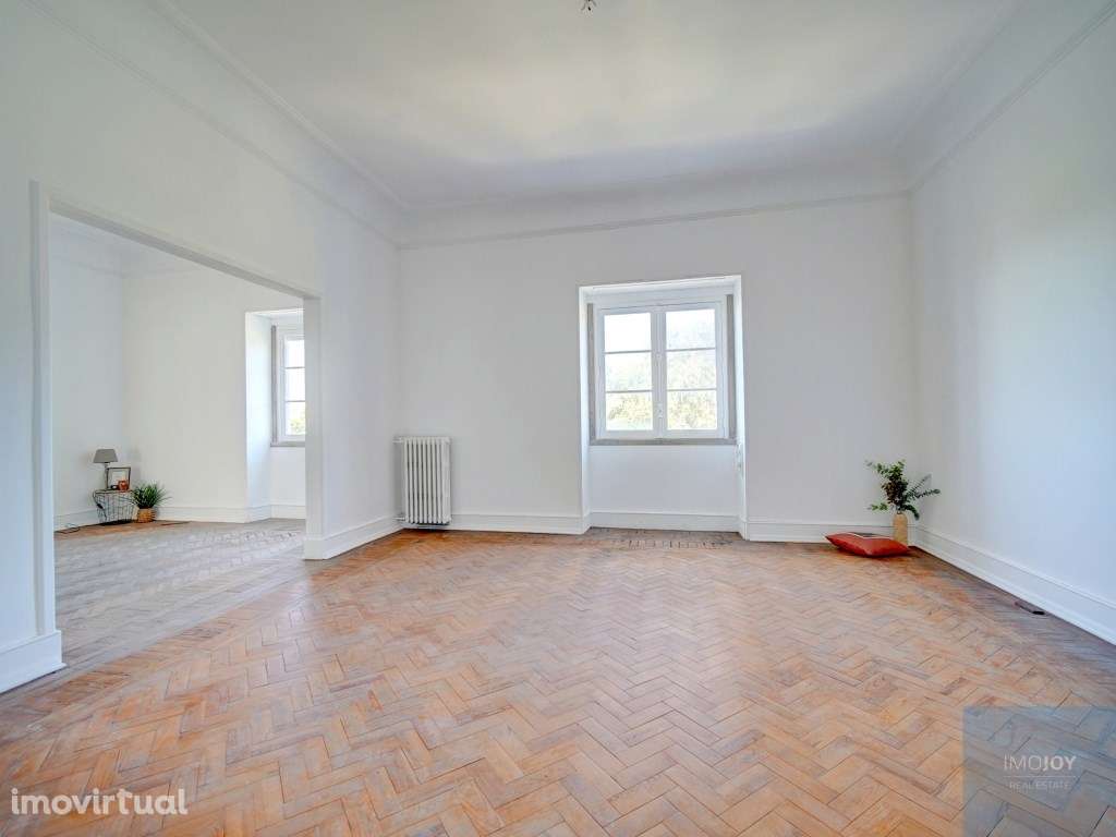 Fantástico Apartamento com 8 Assoalhadas na Avenida Sidónio Pais em... - Grande imagem: 2/39