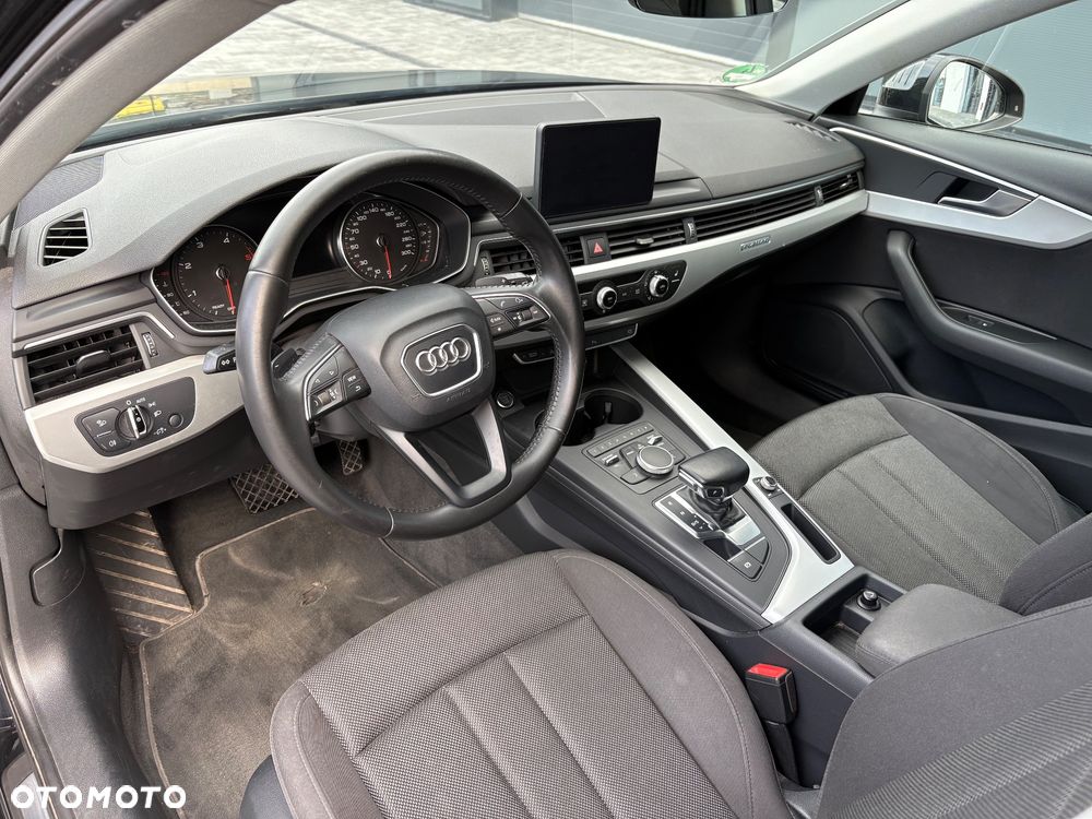 Audi A4 Avant 2.0 TDI S tronic - 12