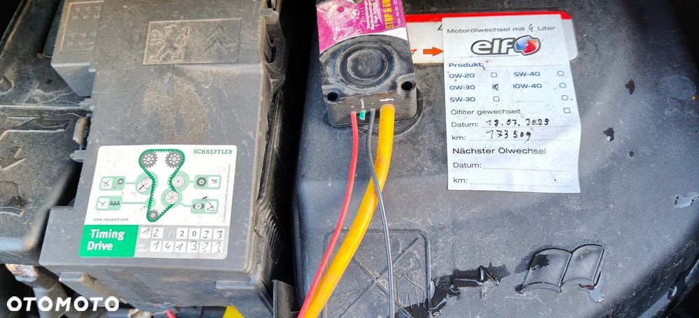 Peugeot 3008 ver-bluehdi-120-stop-start-eat6-active-business--paket - 27