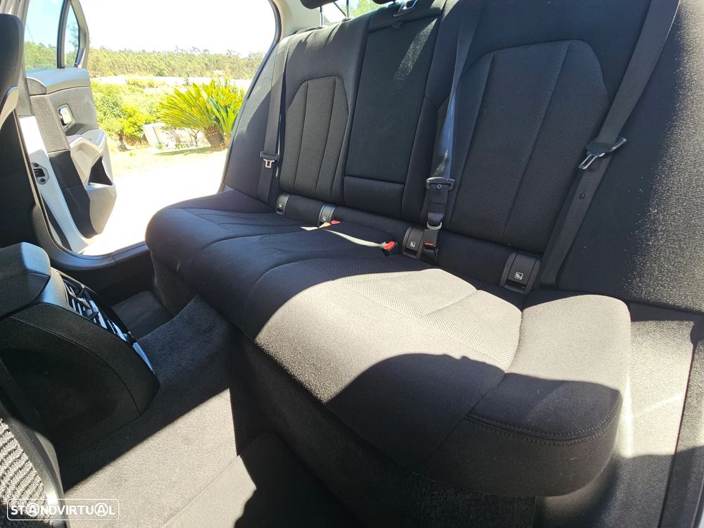 BMW 330 e Corporate Edition Auto - 19