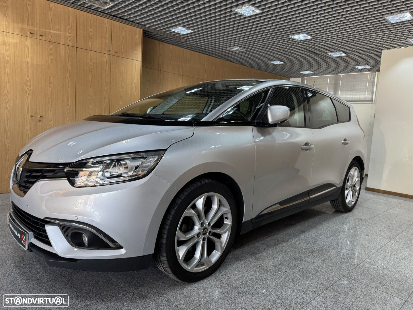 Renault Grand Scénic - 5