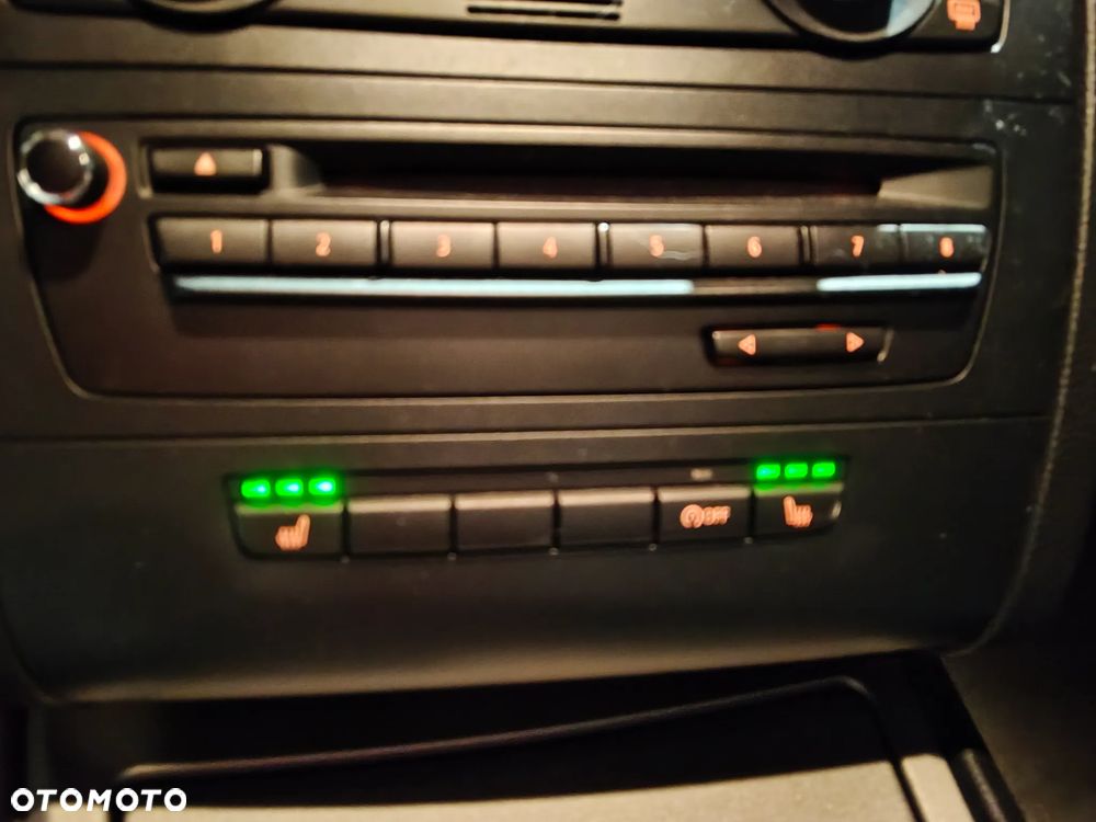 BMW Seria 1 - 33