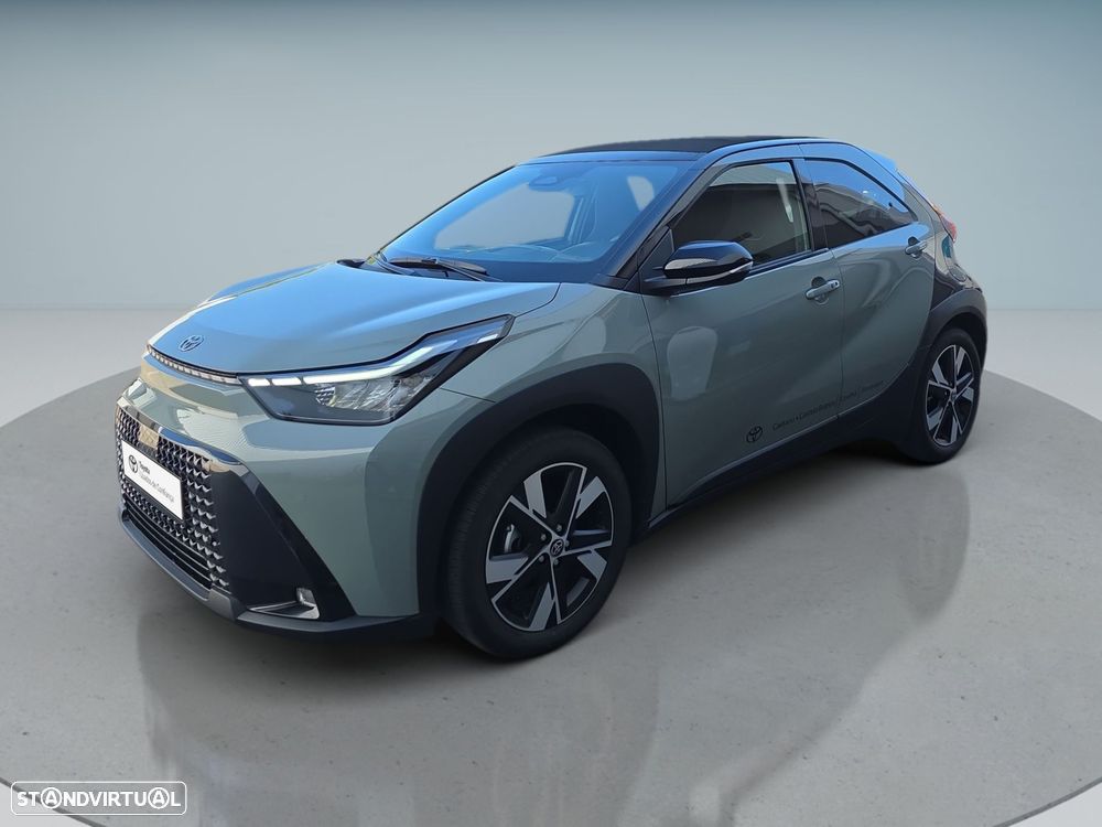 Toyota Aygo X 1.5 Hybrid Envy - 1